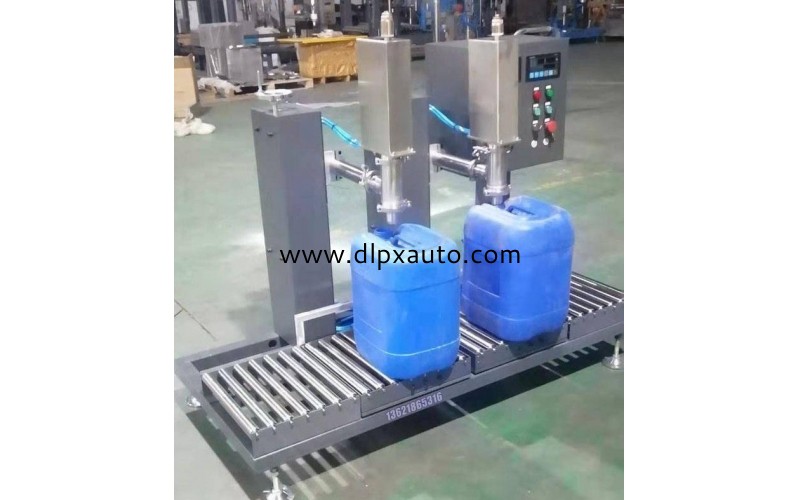 30L雙半自動(dòng)化工液體灌裝機(jī)